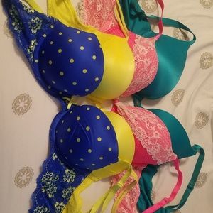 Victoria's Secret bra lot